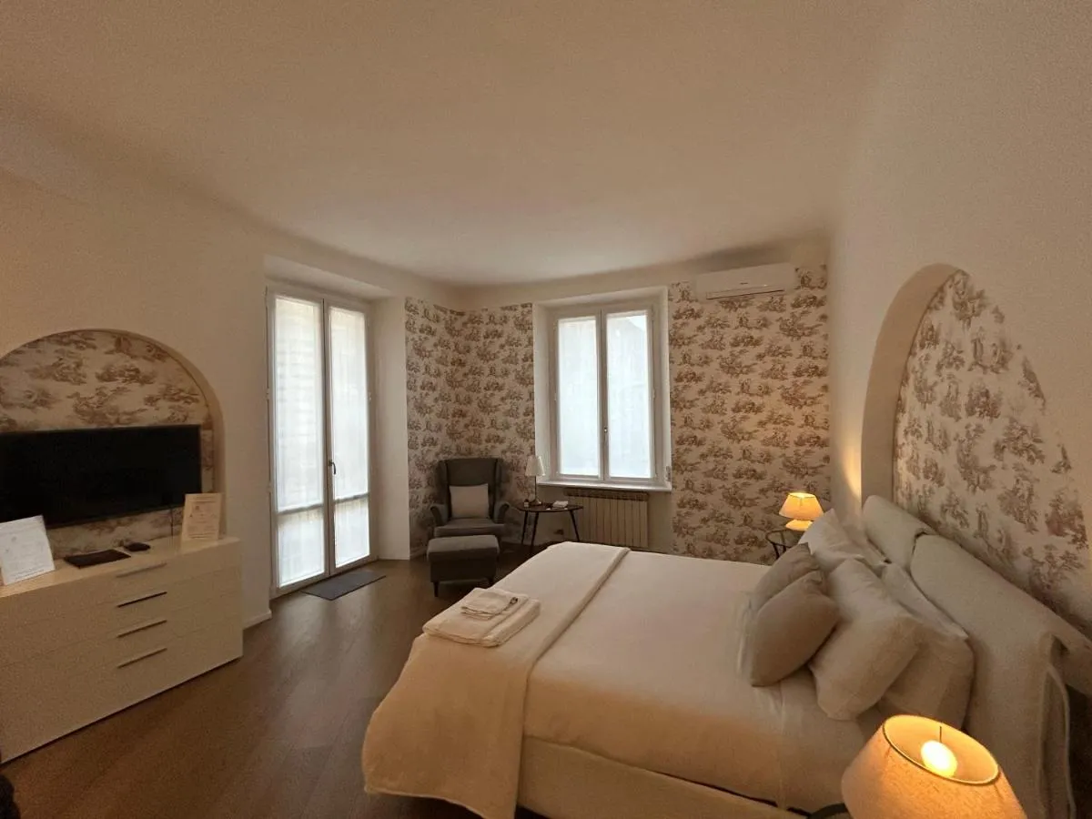 Image 1 of Suite Brera