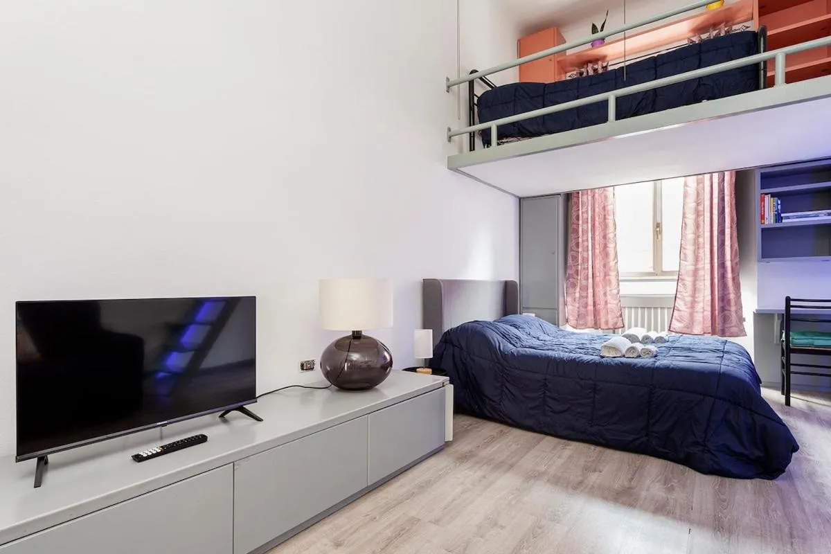 Image 5 of Suite Casati modern two-room apartment Corso Buenos Aires