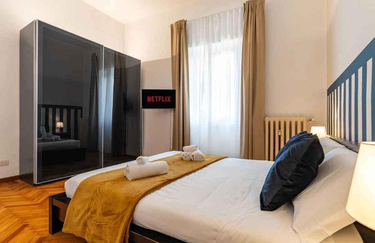 Image 4 of Suite Charme Brera