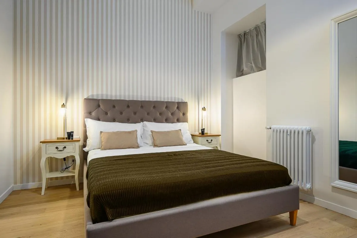 Image 1 of Suites in Porta Garibaldi & Chinatown – City Center well connected