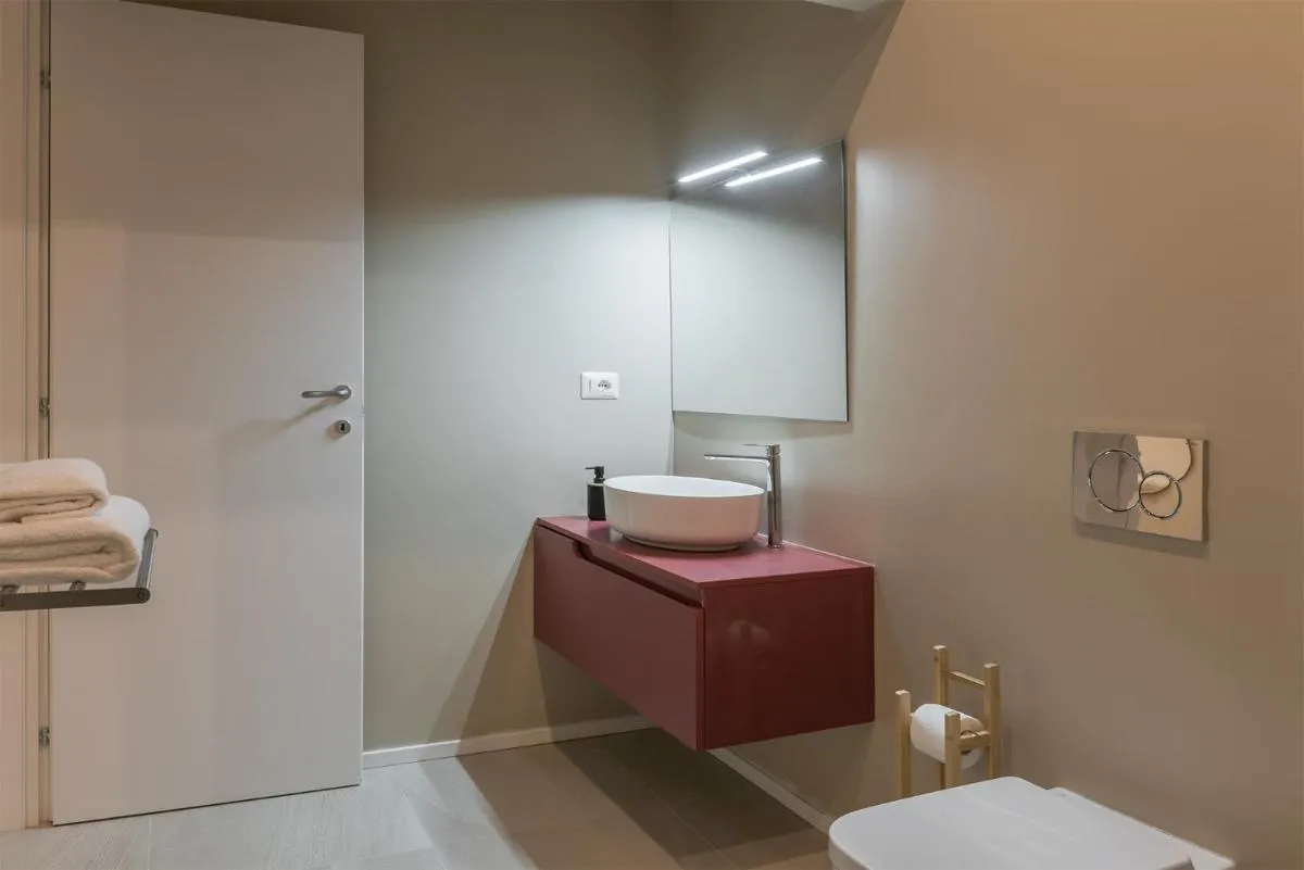 Image 2 of Sweet Dreams Apartments – Near Center – M4