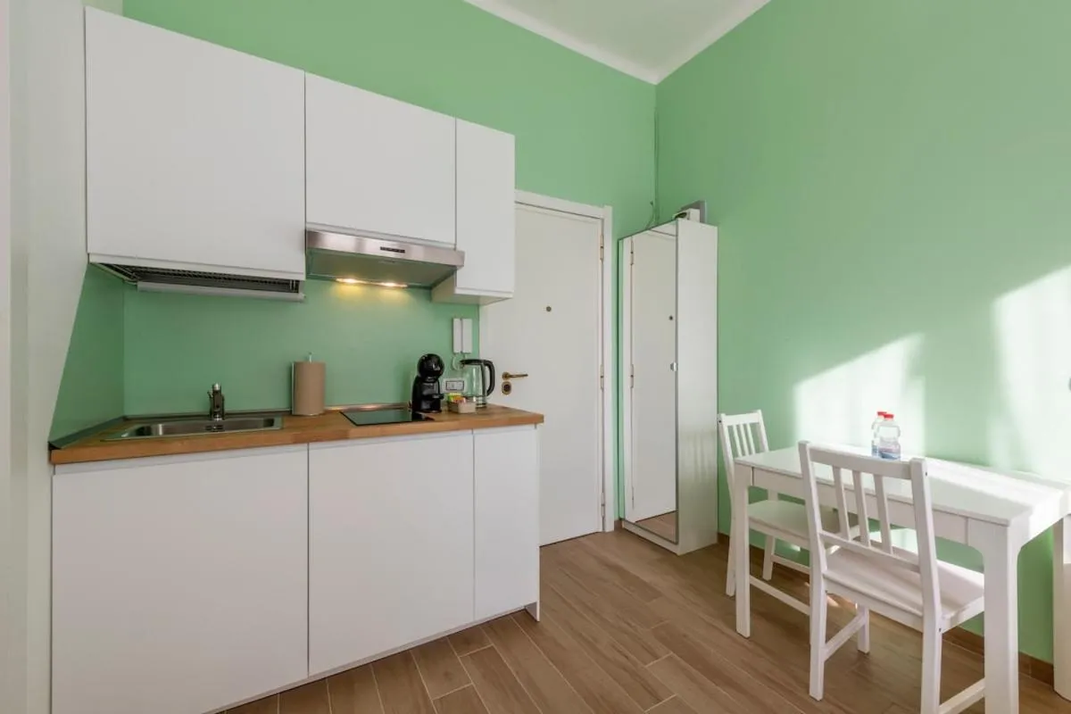 Image 3 of Umbria Design Studio Suite – B Home