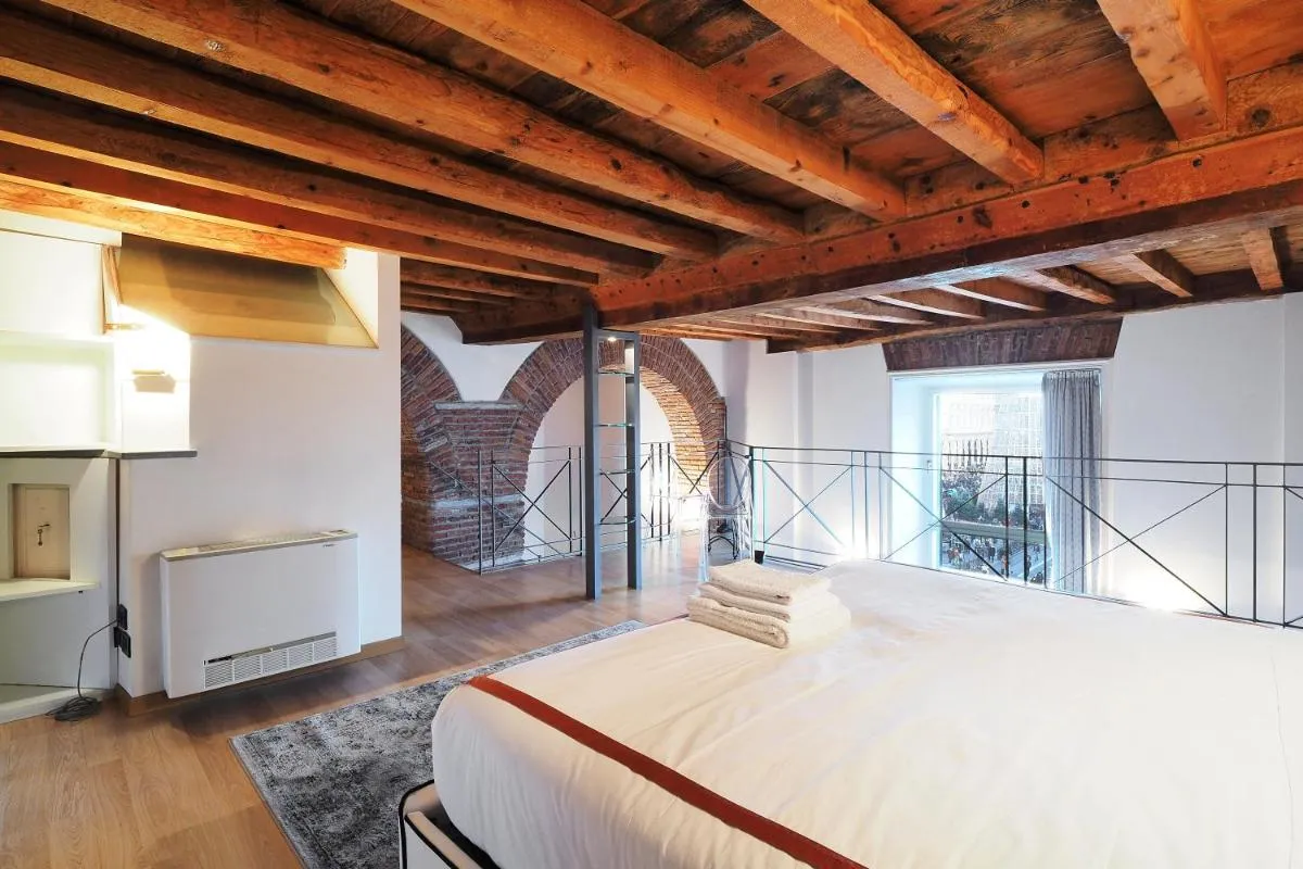 Image 6 of Unique Duomo Luxury Property