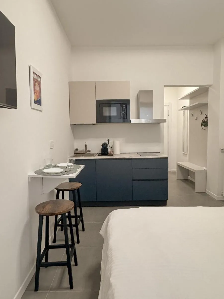 Image 4 of Urban Lounge Apartments