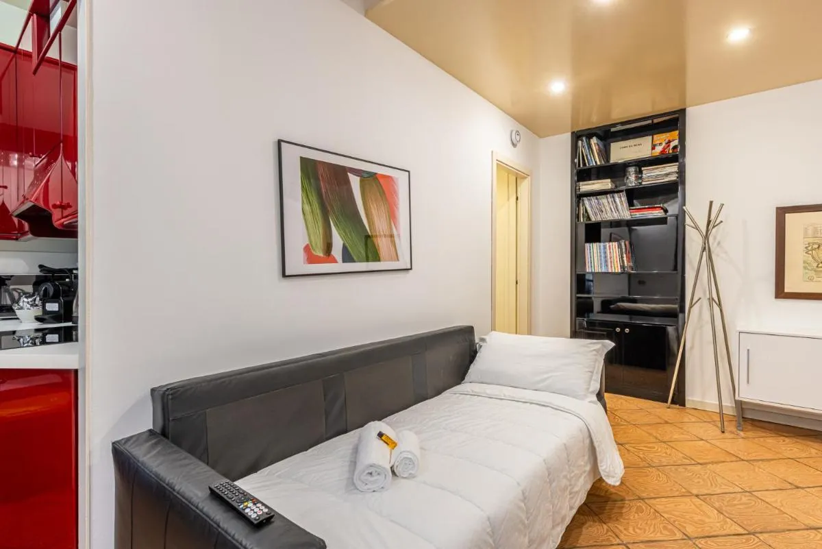 Image 3 of Vigentina 2bedroom next to metro
