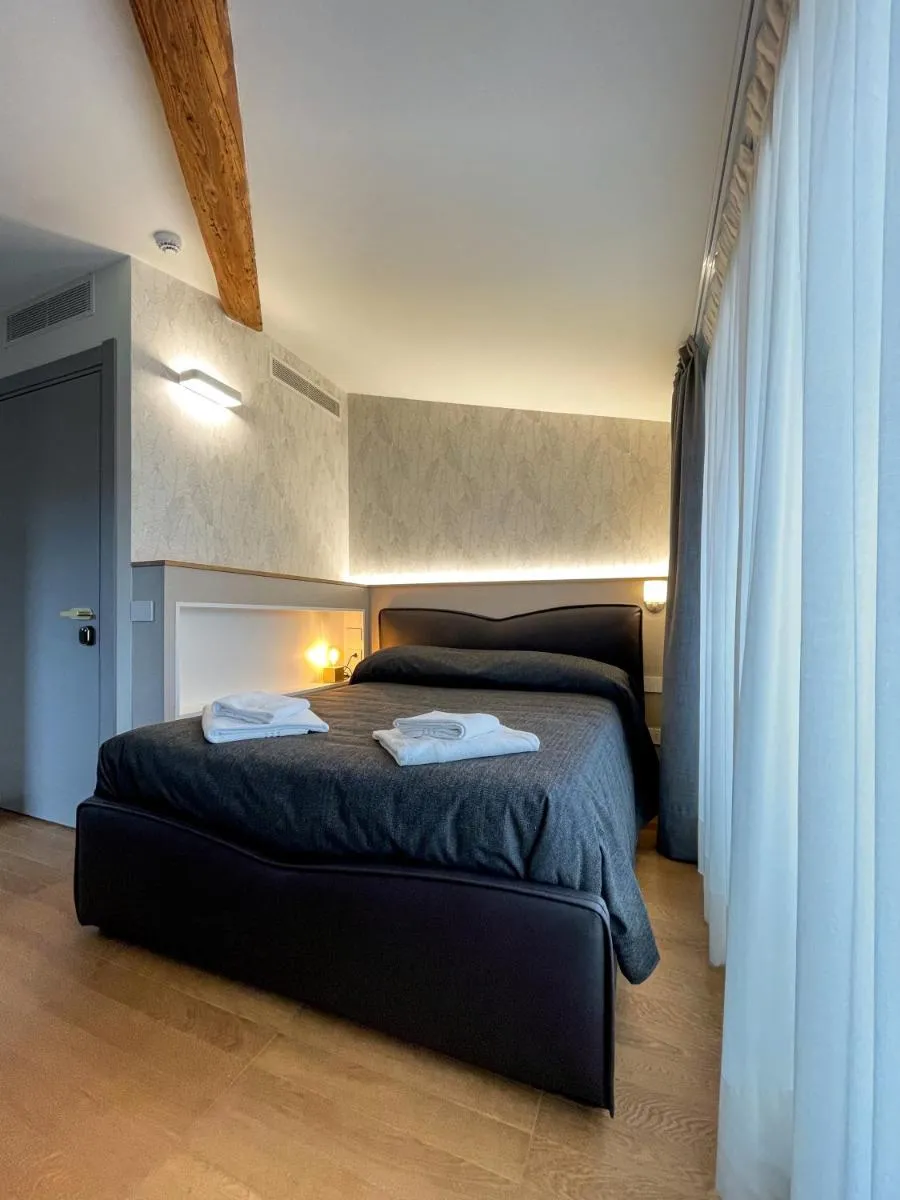 Image 5 of Villino Milano