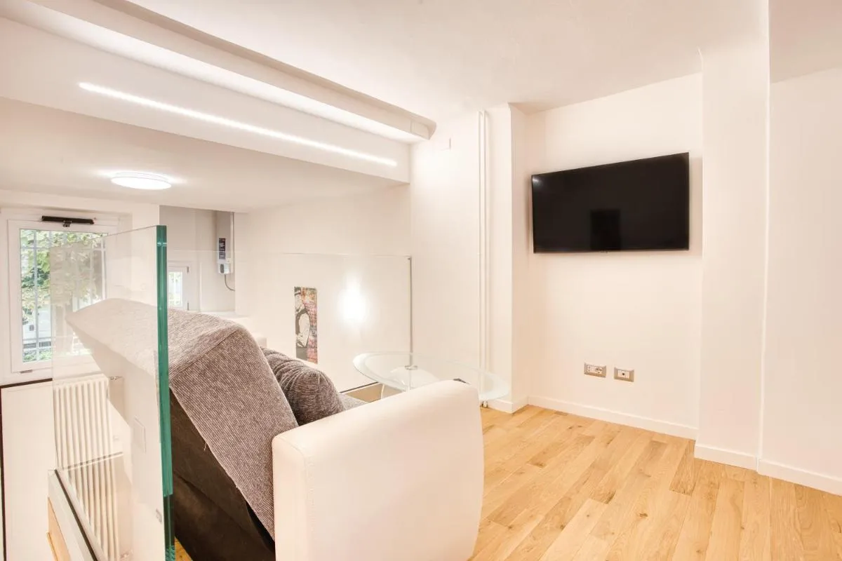 Image 4 of Walk to Navigli – Via Gola – 2 Bedrooms Apt