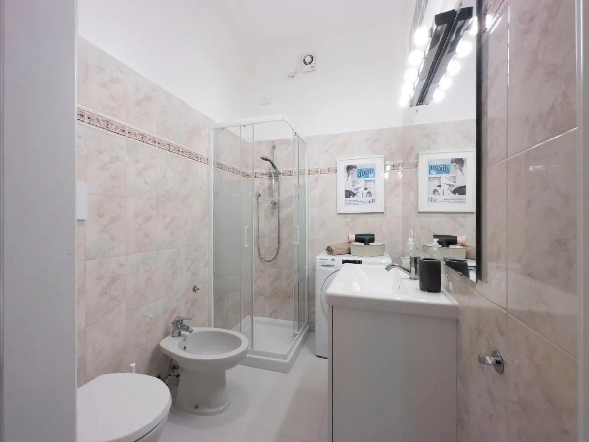 Image 2 of Xenia Apartments – Stylish colorful apt- Upbeat & well-connected area