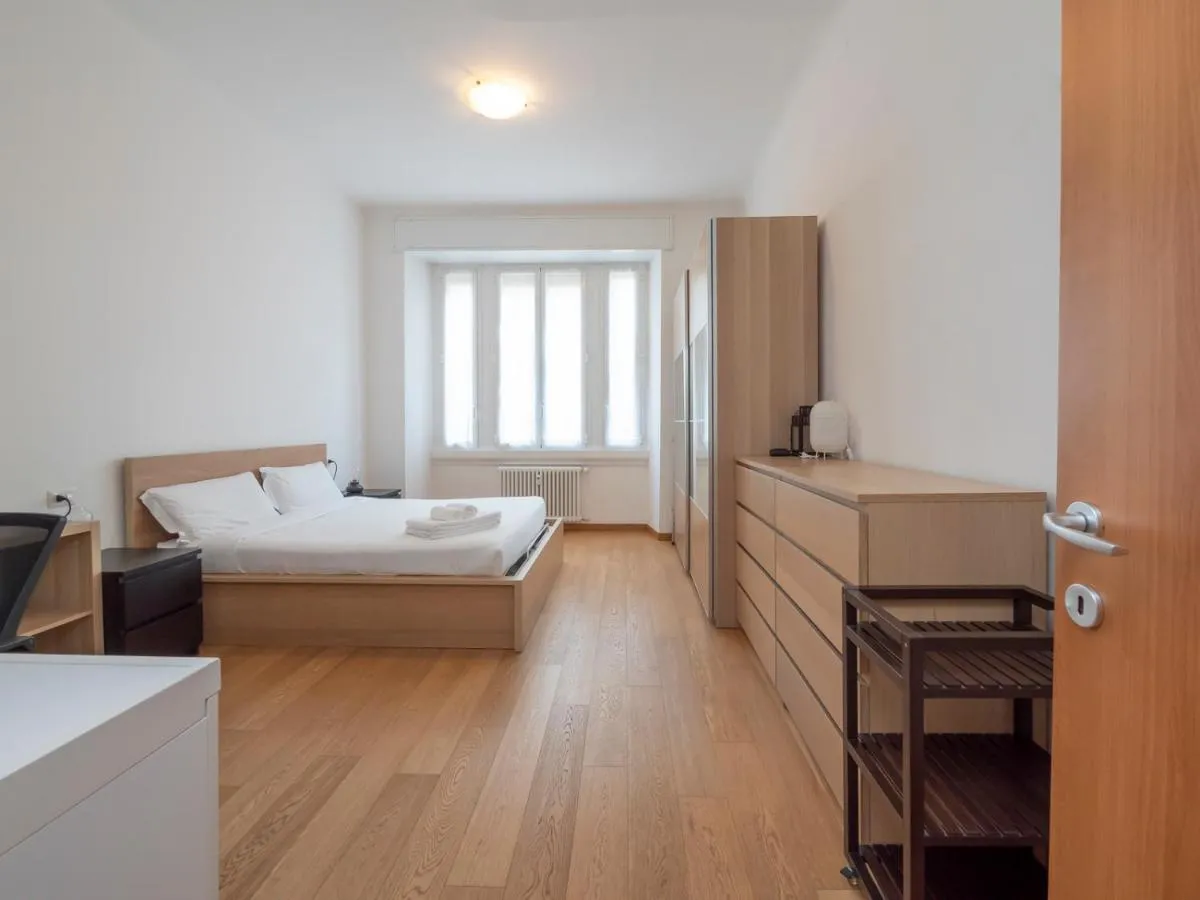 Image 2 of Xenia Milano – 3 rooms apt in Via Ugo Bassi 23