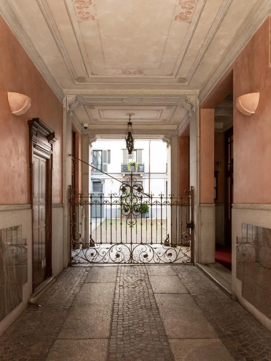 Image 6 of YOUnique Boutique Rooms