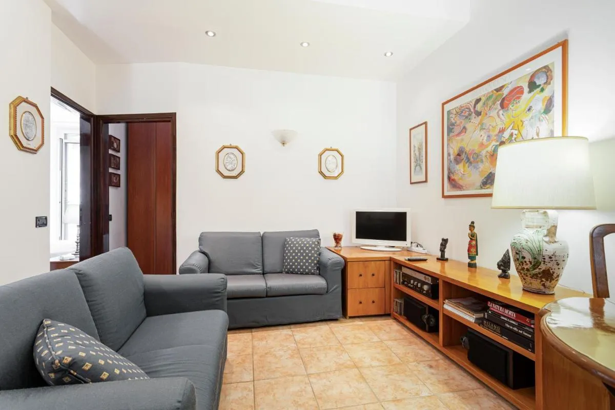 Image 4 of Your cozy home in Milan – Via Rovereto