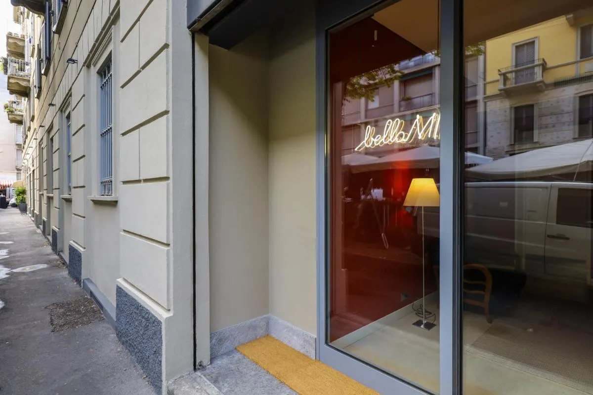 Image 4 of bellaMI