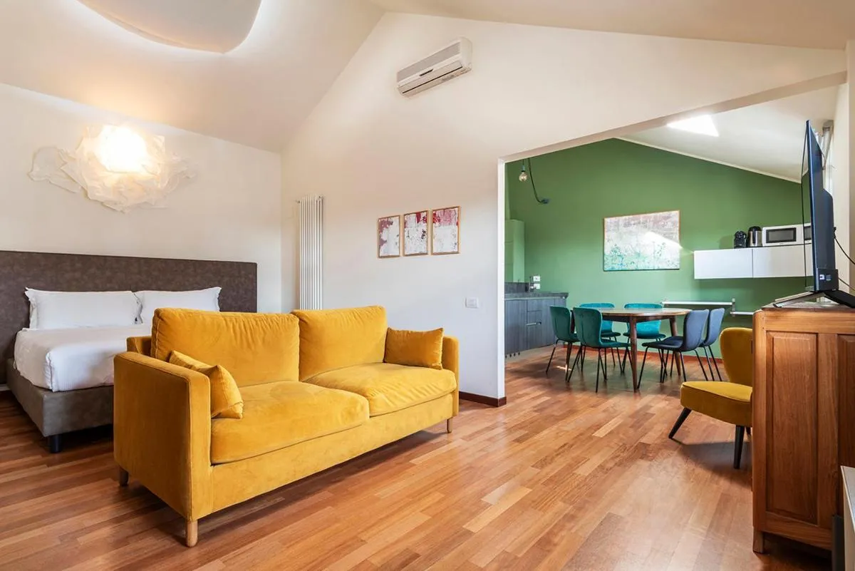 Image 4 of easyhomes Duomo View