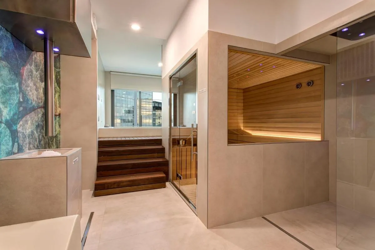 Image 2 of iQ Hotel Milano