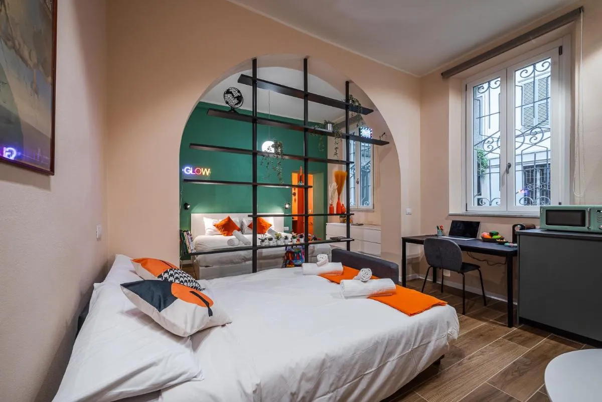 Image 1 of tHE Colors Suite – Duomo Area